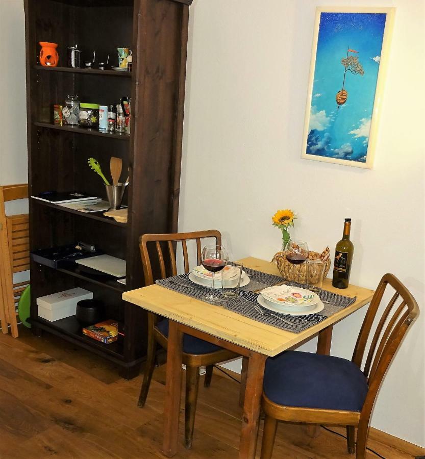 Lovely, Central Apartment With Balcony İnnsbruck Dış mekan fotoğraf